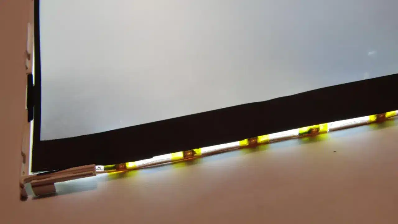 Màn hình LED Backlit IPS LCD là gì? Ưu, nhược & cách chọn 8 màn hình led backlit ips lcd là gì