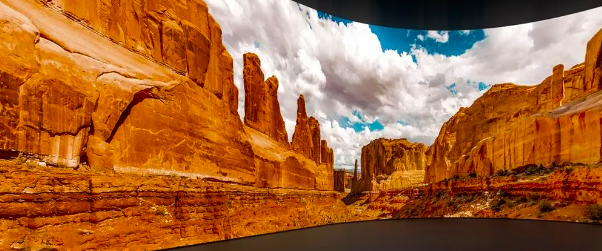 Màn hình LED dẻo – Giải pháp hiển thị linh hoạt cho không gian sáng tạo 4 10005