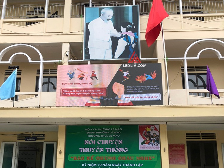 Giai phap man hinh led Truong hoc va giao duc