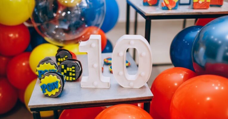 Qua tang ky niem 10 nam thanh lap cong ty 5