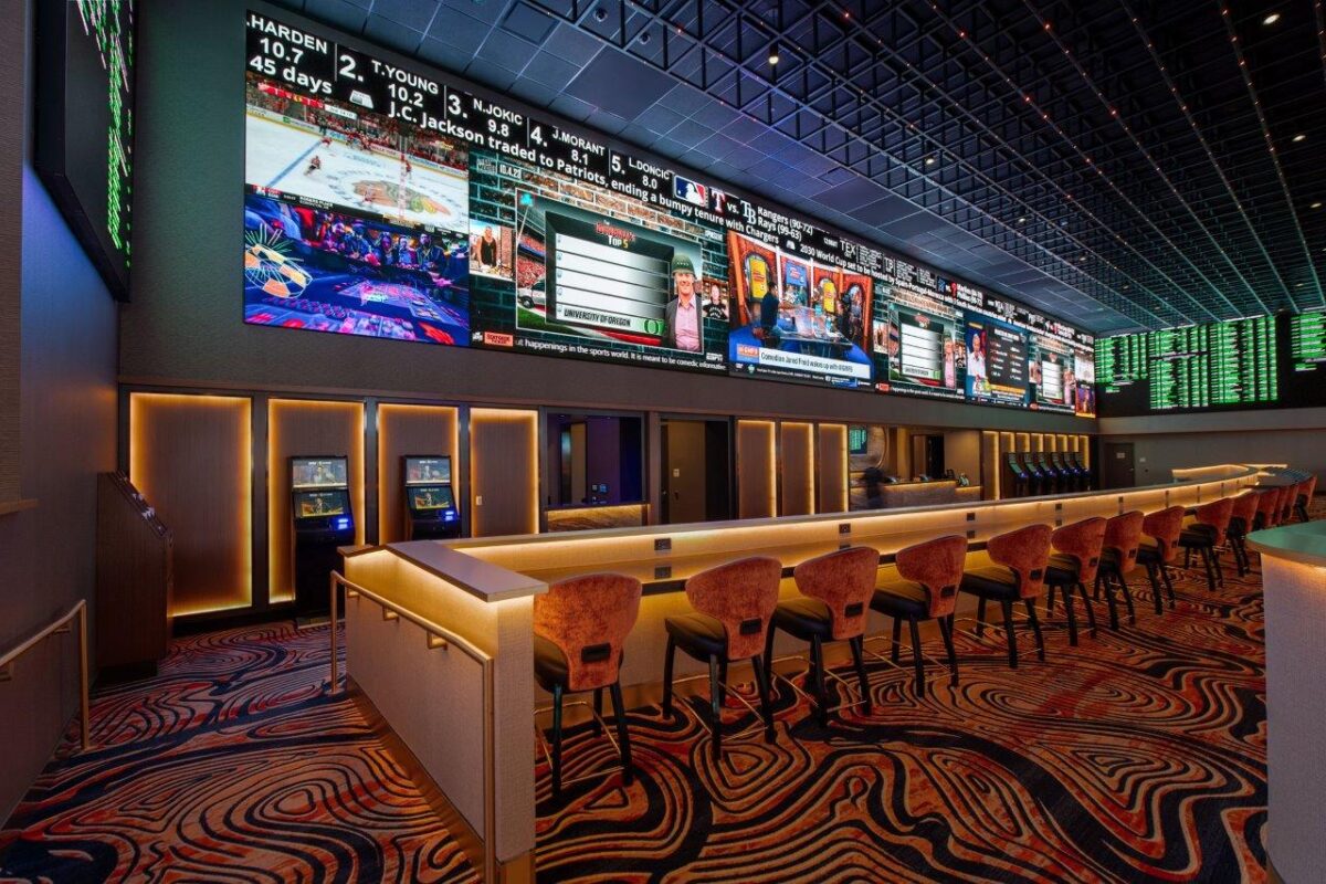 Giai phap hien thi sang trong cho man hinh led casino trong khong gian giai tri cao cap 3