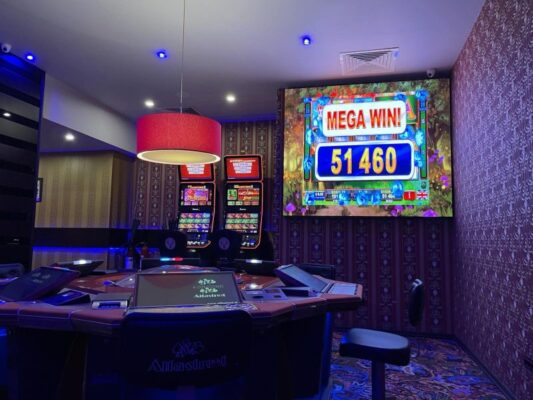 giai phap hien thi sang trong cho man hinh led casino trong khong gian giai tri cao cap 4