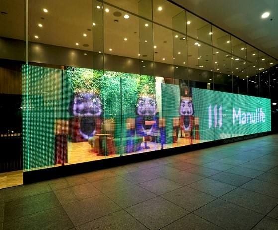 Màn hình LED Film – Giải pháp hiển thị trong suốt cho không gian hiện đại 4 màn hình led film thiết kế mỏng nhẹ