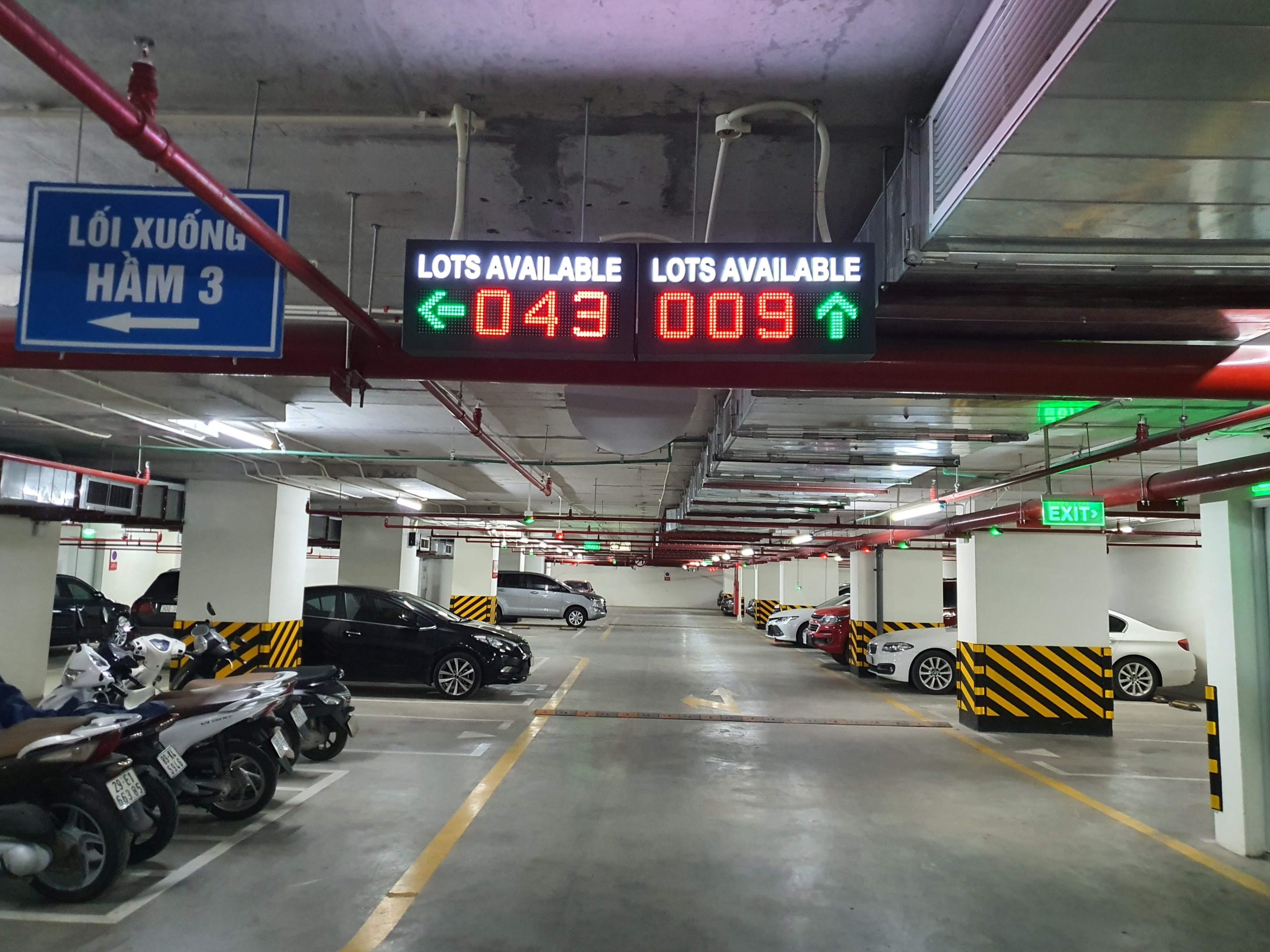 Màn hình LED ma trận: Thông tin và báo giá thi công chi tiết 17 màn hình led ma trận trong nhà