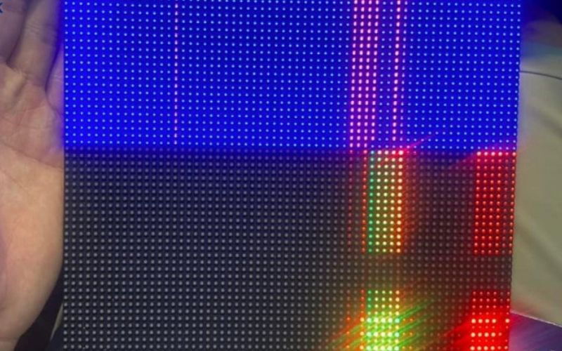 Màn hình LED bị sọc: Nguyên nhân và cách khắc phục hiệu quả 7 Khi nào màn hình LED bị sọc cần gọi kỹ thuật